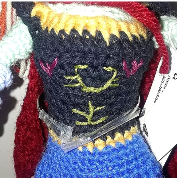 Hand crocheted, Frozen's inspired dolls, Elsa, Anna, and Olaf. Includes  stand, - Picture 12 of 15